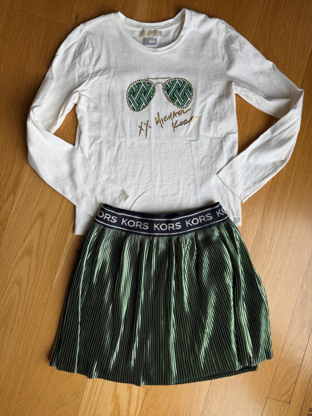 Michael Kors White Long Sleeve Top with Sunglasses Graphic and Matching Skirt